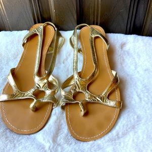 Used Bamboo Size 10 Gold Sandal